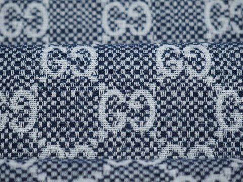 Żakard Gucci - Logotyp niebieski i biel Żakard Gucci - Logotyp niebieski i biel