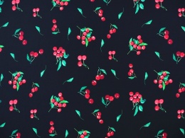 czarny jedwab w wisienki