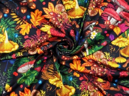 czarna satyna jedwabna w kolorowe liście i grzyby
