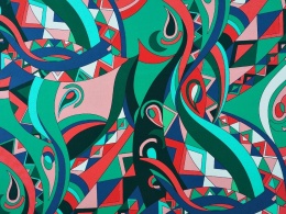 jedwab w abstrakcyjny wzór w morskich odcieniach z brzoskwiniowymi elementami