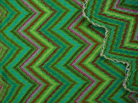 Bawełna Missoni - Fluorescencyjna zieleń zygzak (cieńsza) Bawełna Missoni - Fluorescencyjna zieleń zygzak (cieńsza)