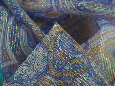 Jedwab szyfon - Paisley z metaliczną nitką Jedwab szyfon - Paisley z metaliczną nitką