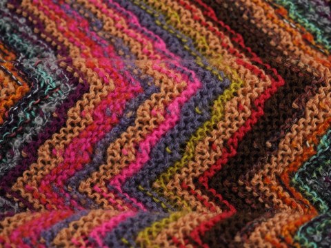 Wełna Missoni - Pomarańczowo-różowy zygzak Wełna Missoni - Pomarańczowo-różowy zygzak