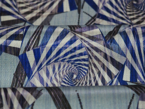 Wełna z jedwabiem - Geometryczne wzory Wełna z jedwabiem - Geometryczne wzory