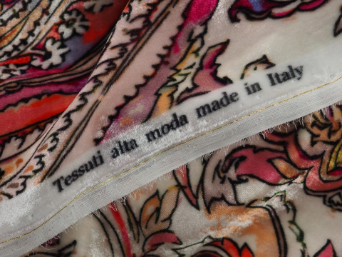 Welur jedwabny - Orientalny paisley- kupon 1.15 Welur jedwabny - Orientalny paisley- kupon 1.15
