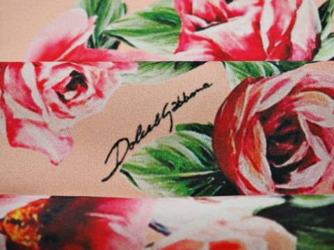 Jedwab sygnowany - Peonie na brzoskwini Jedwab sygnowany - Peonie na brzoskwini