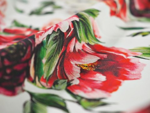 Jedwab Dolce&Gabbana - Peonie na bieli Jedwab Dolce&Gabbana - Peonie na bieli