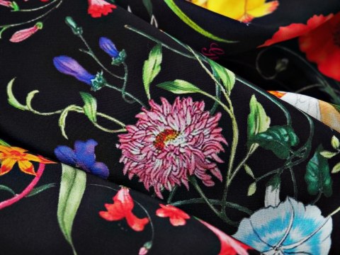 Jedwab Gucci - Kwiaty i owady Jedwab Gucci - Kwiaty i owady