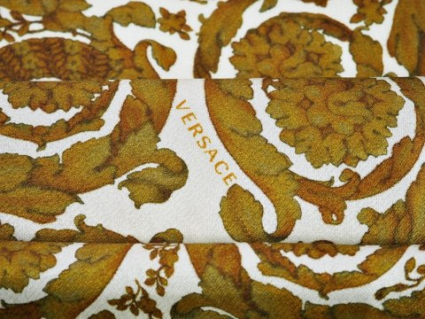 Jedwab Versace - Złote koła Jedwab Versace - Złote koła