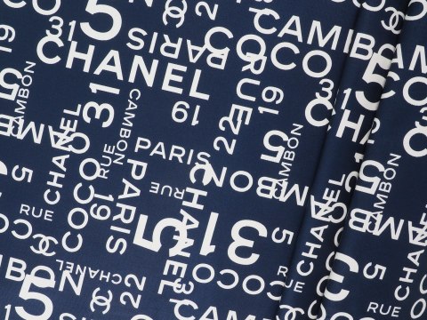 Bawełna sygnowana - Granatowe tło i napis Chanel Bawełna sygnowana - Granatowe tło i napis Chanel