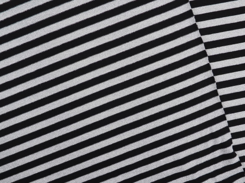 Dzianina wiskozowa - Czarne i srebrne paski lurex Dzianina wiskozowa - Czarne i srebrne paski lurex