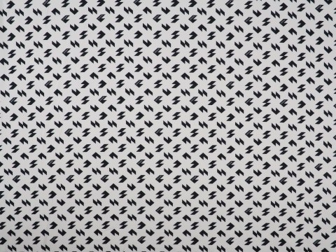 Dzianina sygnowana - Geometryczne wzory na bieli Dzianina sygnowana - Geometryczne wzory na bieli