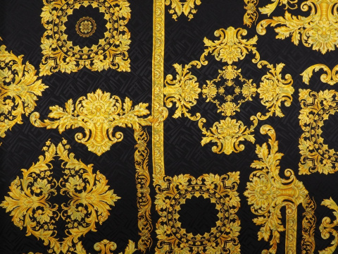 Jedwab - Złote ornamenty i wytłoczenia Jedwab - Złote ornamenty i wytłoczenia