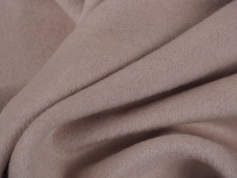 Wełna jagnięca - Róż z nutą lawendy Wełna jagnięca - Róż z nutą lawendy