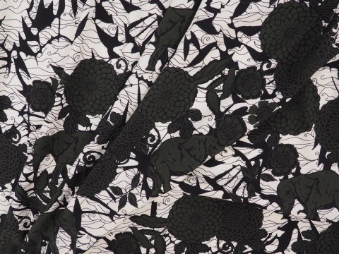 Jedwab elastyczny - Oliwkowe słonie i kwiaty Jedwab elastyczny - Oliwkowe słonie i kwiaty