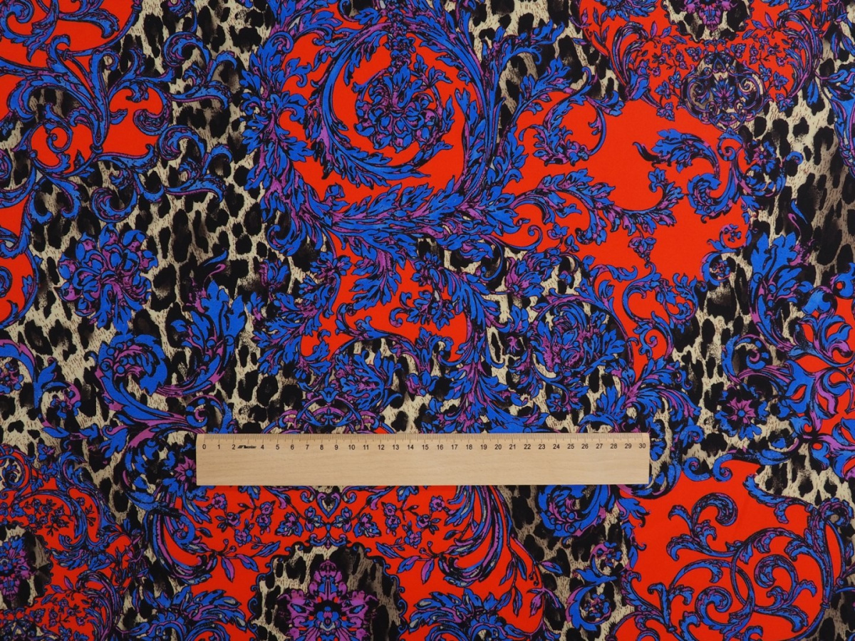Jedwab elastyczny - Pantera i czerwone ornamenty Jedwab elastyczny - Pantera i czerwone ornamenty