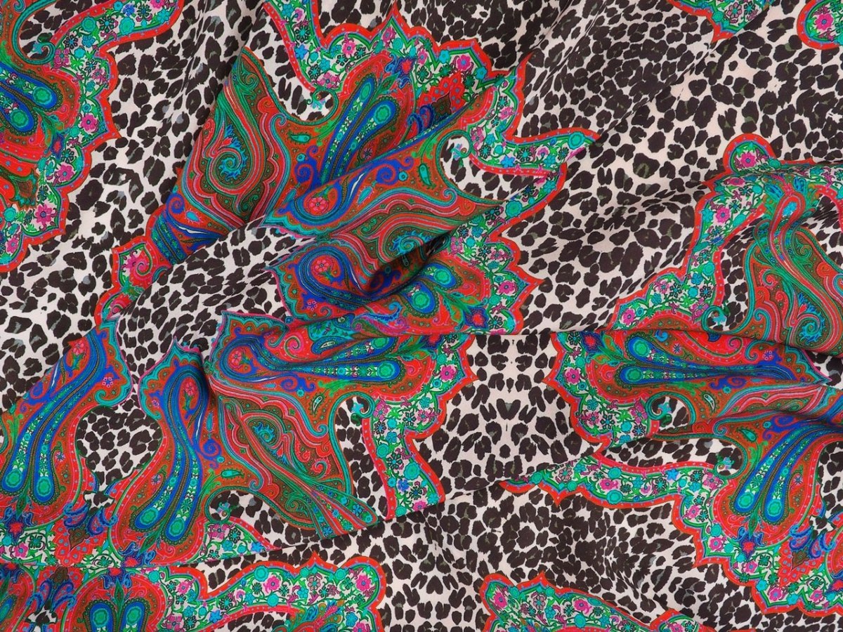 jedwab krepa ornamenty na panterze jedwab krepa ornamenty na panterze