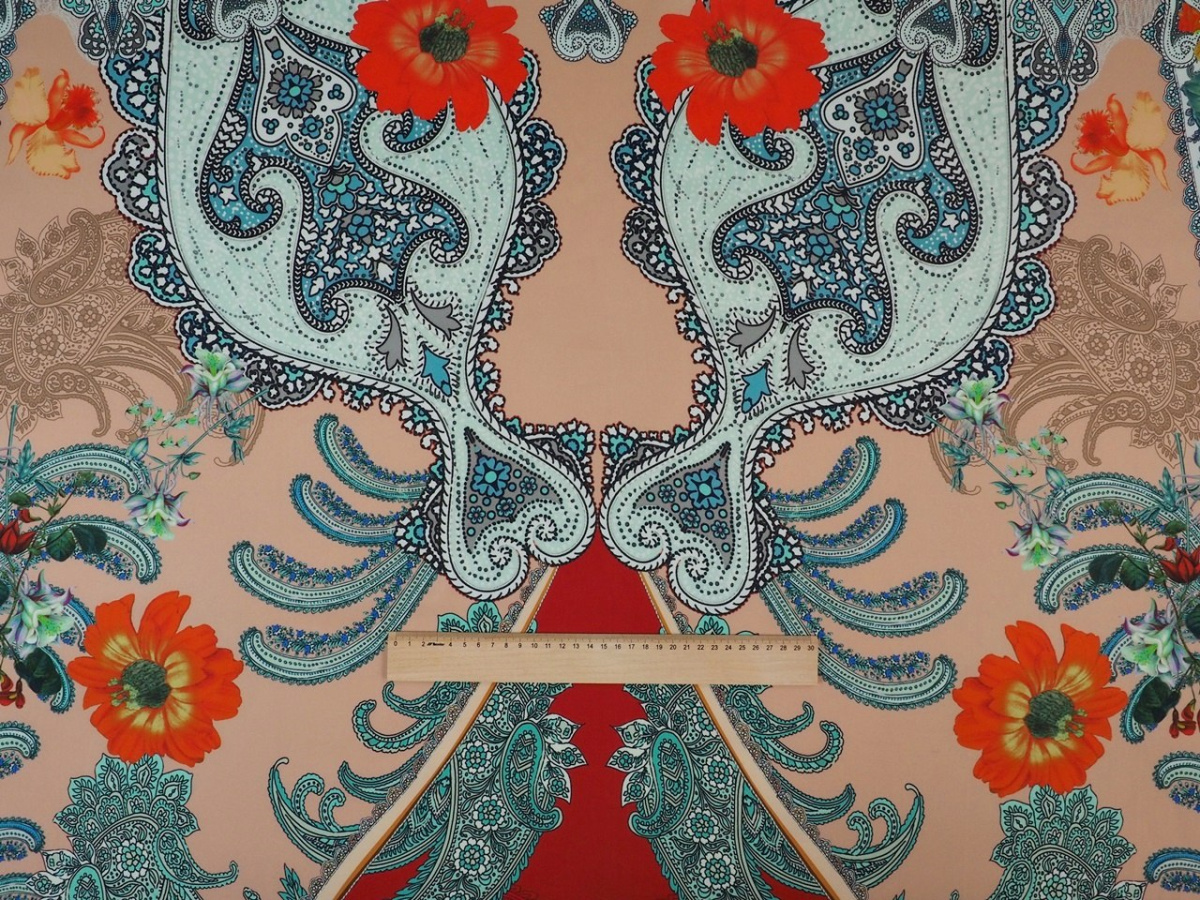jedwab elastyczny etro ornamenty i kwiaty panel jedwab elastyczny etro ornamenty i kwiaty panel