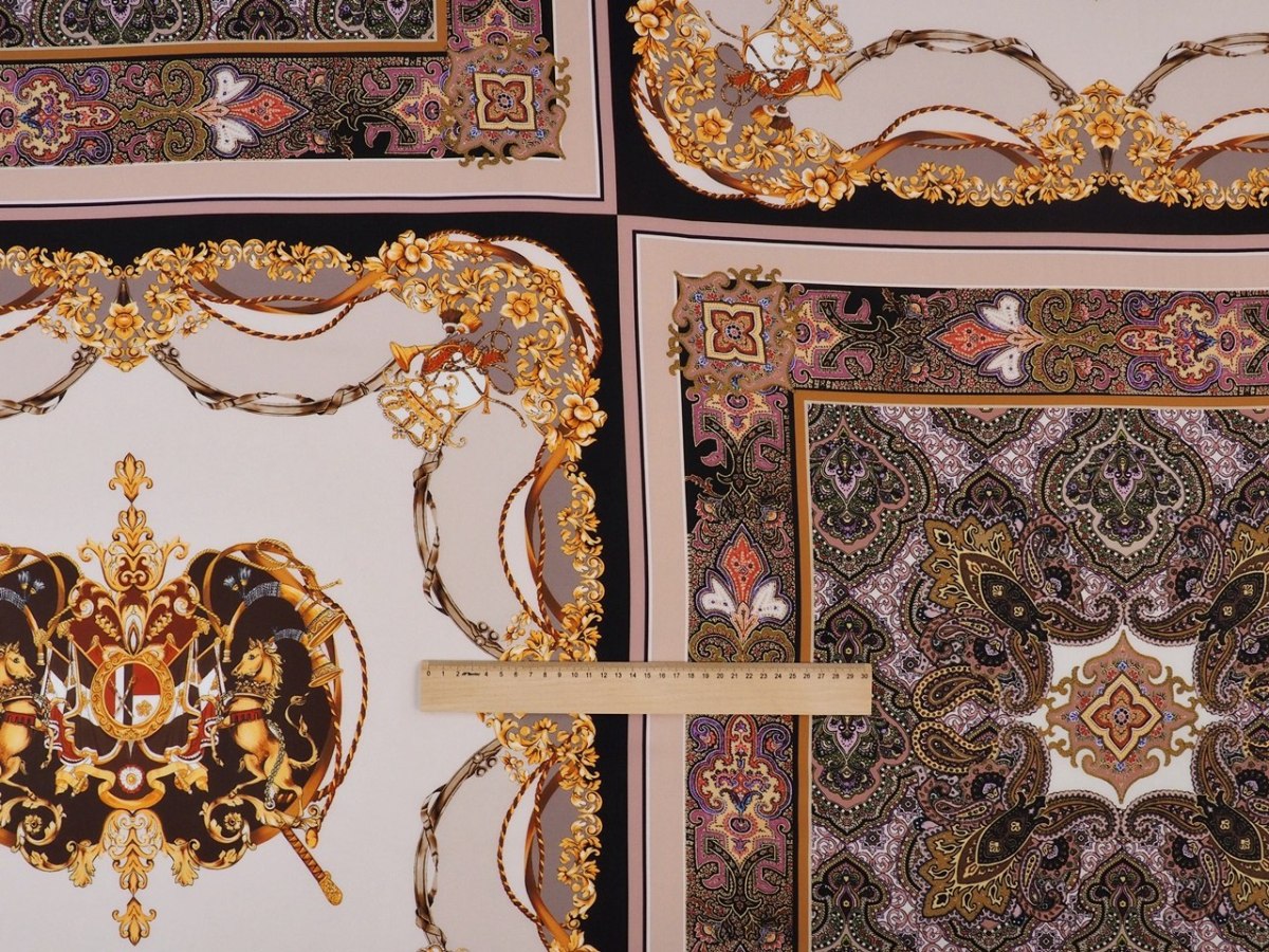 jedwab krepa herby i paisley panel jedwab krepa herby i paisley panel