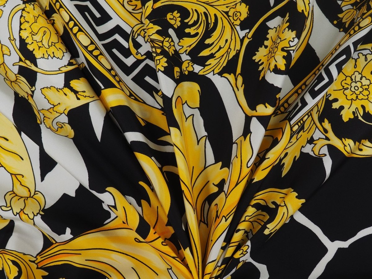 włoski jedwab twill Versace wzór w złote ornamenty włoski jedwab twill Versace wzór w złote ornamenty