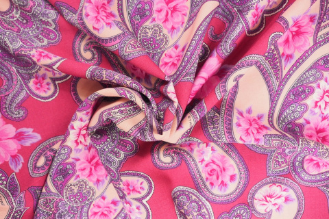 Wełna Etro - Różowy paisley i róże Wełna Etro - Różowy paisley i róże