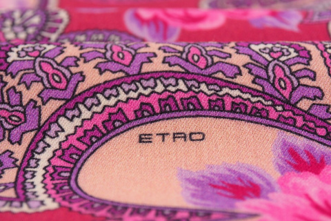 Wełna Etro - Różowy paisley i róże Wełna Etro - Różowy paisley i róże