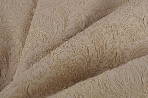 Żakard Dolce&Gabbana - Kremowe wytłaczane wzory Żakard Dolce&Gabbana - Kremowe wytłaczane wzory