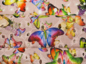 bawełna ażurowa w kolorze zgaszonego różu w kolorowe motyle