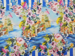 szyfon jedwabny w kwiaty, widok na miasteczko portowe i niebieskie pasy