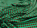 wiskoza w geometryczny, marokański wzór w kolorach zielonym i brązowym z żółtymi akcentami