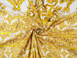 biała bawełna w złote, ozdobne kafle i ornamenty